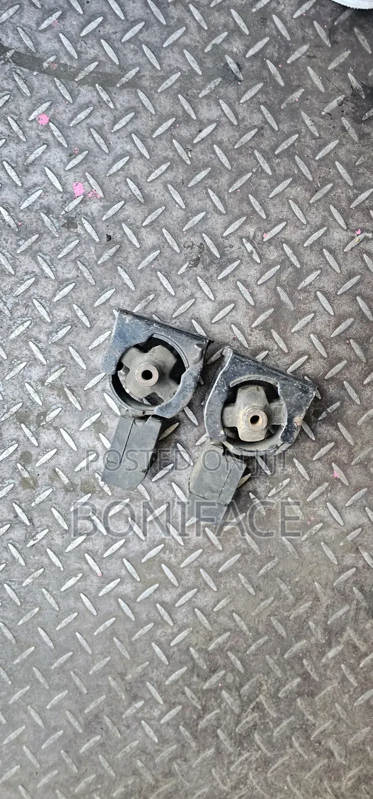 Nze Fielder Gearbox Mounting