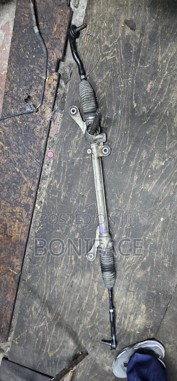 Mazda Demio Steering Rack Ex Japan - thumbnail 2
