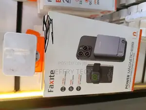 Faxite 10000mah Magnetic Wireless Power Bank.