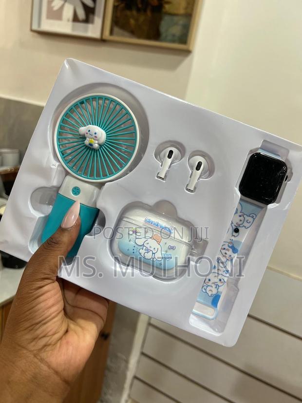 Sanrio-Themed 3-in-1 Electronic Accessory Gift Set, - thumbnail 3