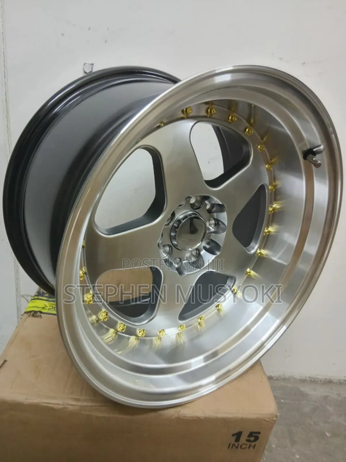 Universal Offset (10jj) 17inch Wheels