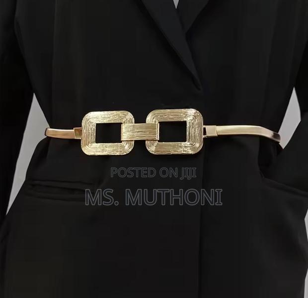 Buckle Stretch Waist Belt (Gold or Silver) - main view