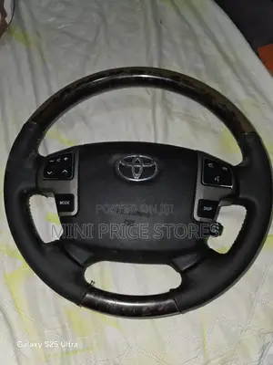 Steering Wheel With Airbag