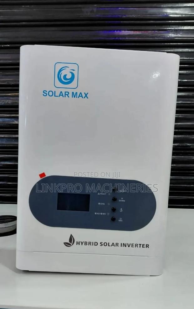 2.5kva 24 Volts Solarmax Hybrid Inverter - main view