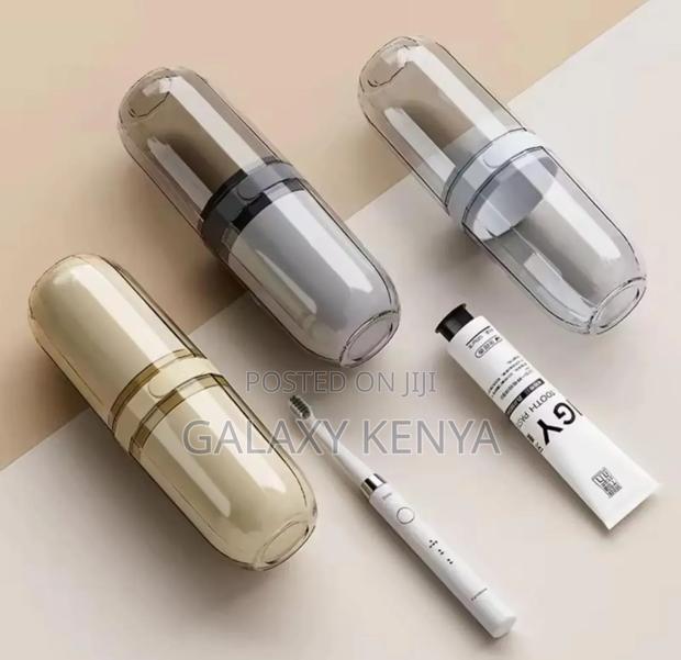 Bigger Portable Travel Toothbrush Holder With 4 Cups - thumbnail 5