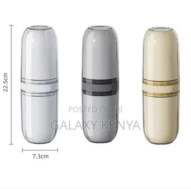 Bigger Portable Travel Toothbrush Holder With 4 Cups - thumbnail 6