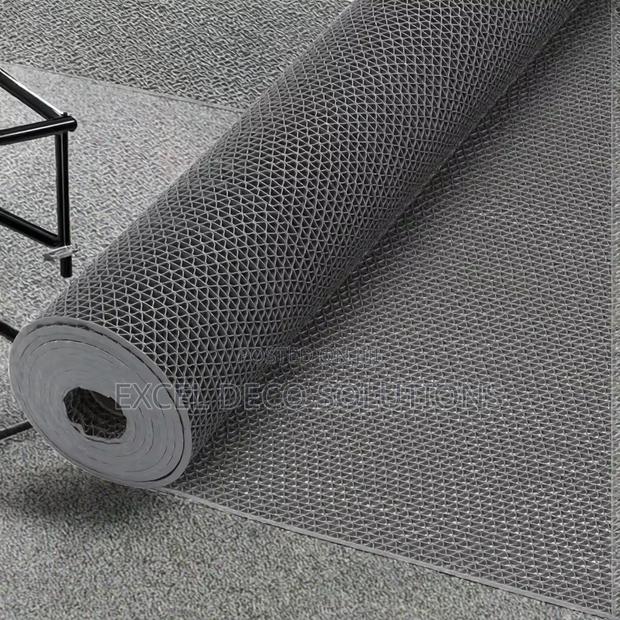 Non-Slip Safety Mat – Perfect for Schools, Hotels Restaurants