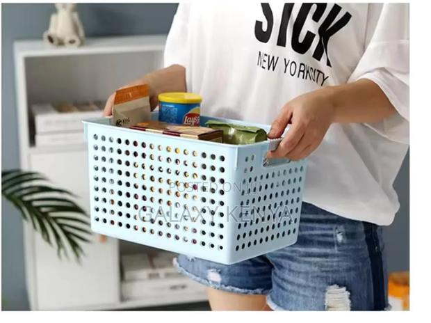 Large Plastic Storage Basket - thumbnail 2