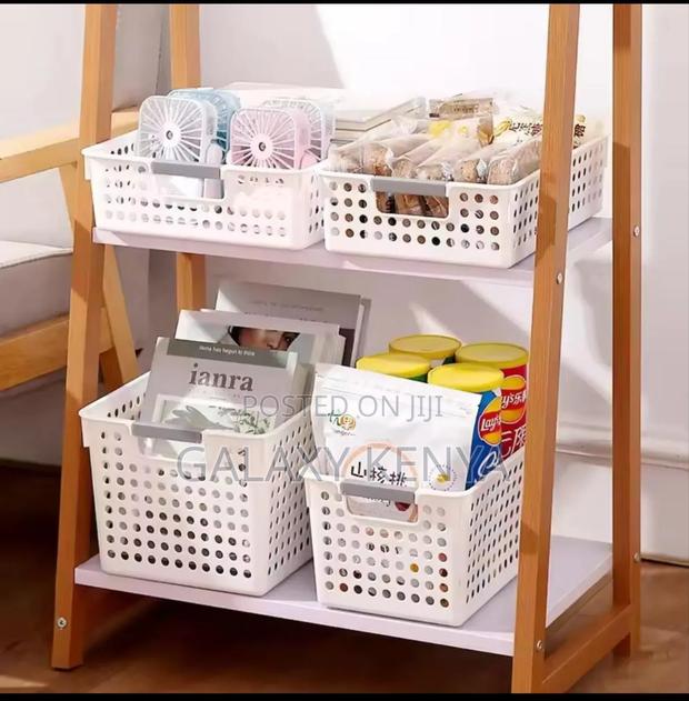 Large Plastic Storage Basket - thumbnail 3