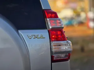 Toyota Land Cruiser Prado 3.0 D-4D (190 Hp) 7 seats 2016 Silver