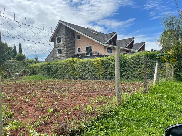 Land at Daykio Bustani 100 by 100 - main view