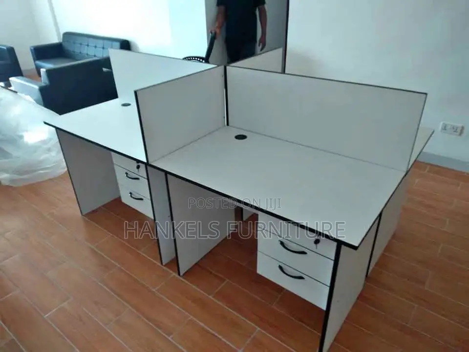 Best 4-Way Workstations for Collaborative Office Setups