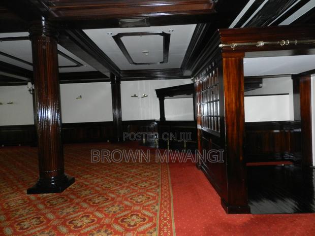 Lounge Space for Rent - thumbnail 2