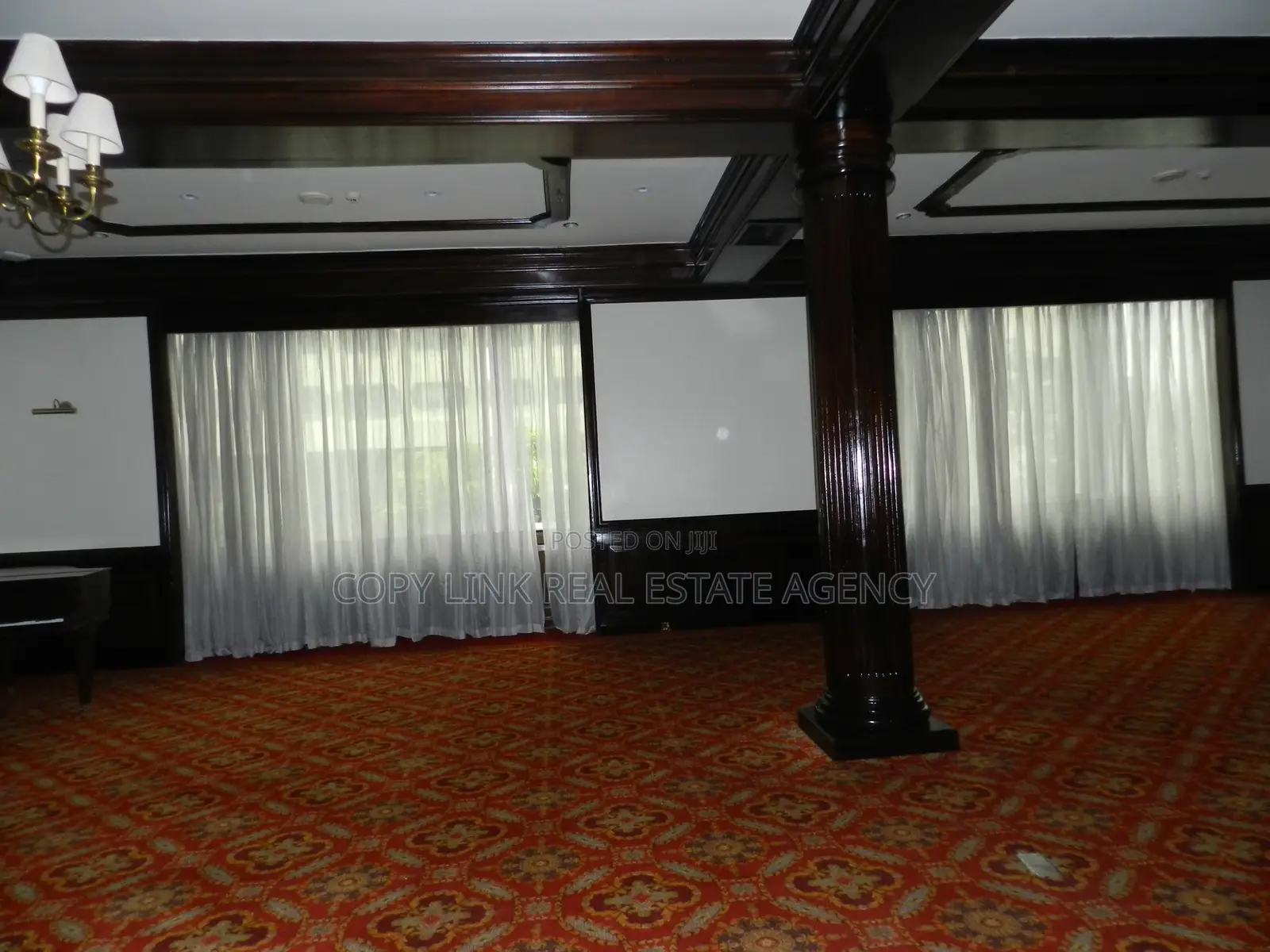 Lounge Space for Rent