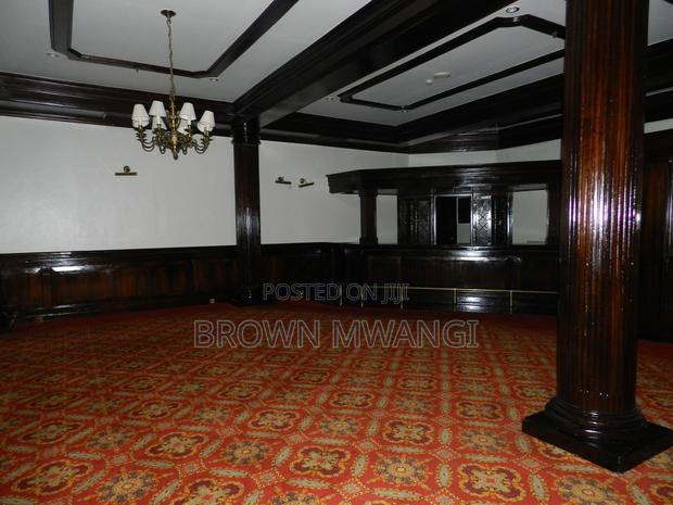 Lounge Space for Rent - thumbnail 8