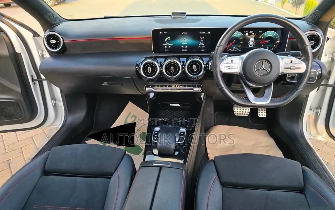 Mercedes-Benz A-Class 2019 White