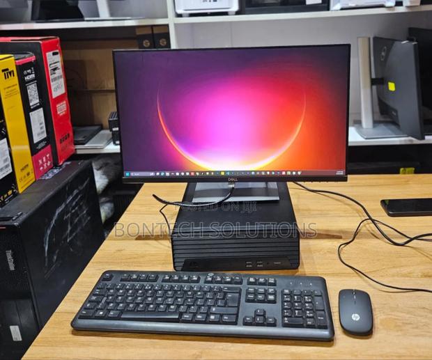 Desktop Computer HP ProDesk 400 G5 8GB AMD Ryzen SSD 256GB