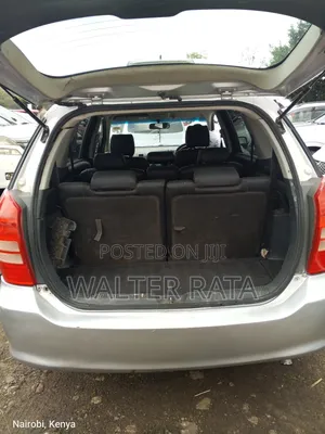 Toyota Wish 2004 Silver