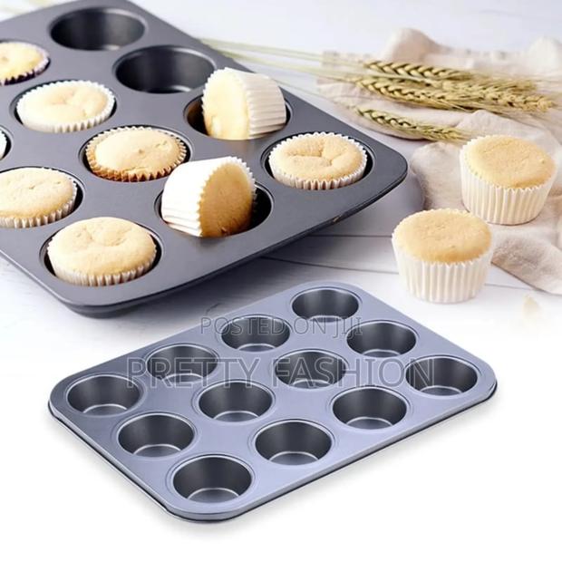 12hole Baking Tin - main view