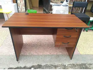 Buy Office Desks Online – Stylish Functional Designs