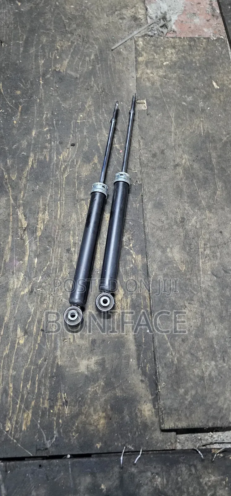 Nissan Tiida Rear Shock in Good Condition