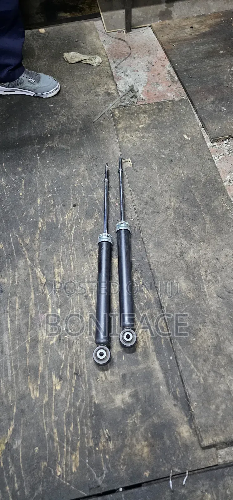 Nissan Tiida Rear Shock in Good Condition