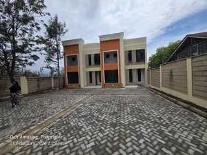 3bdrm Townhouse/Terrace in Roimen, Matasia for sale