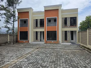 3bdrm Townhouse/Terrace in Roimen, Matasia for sale