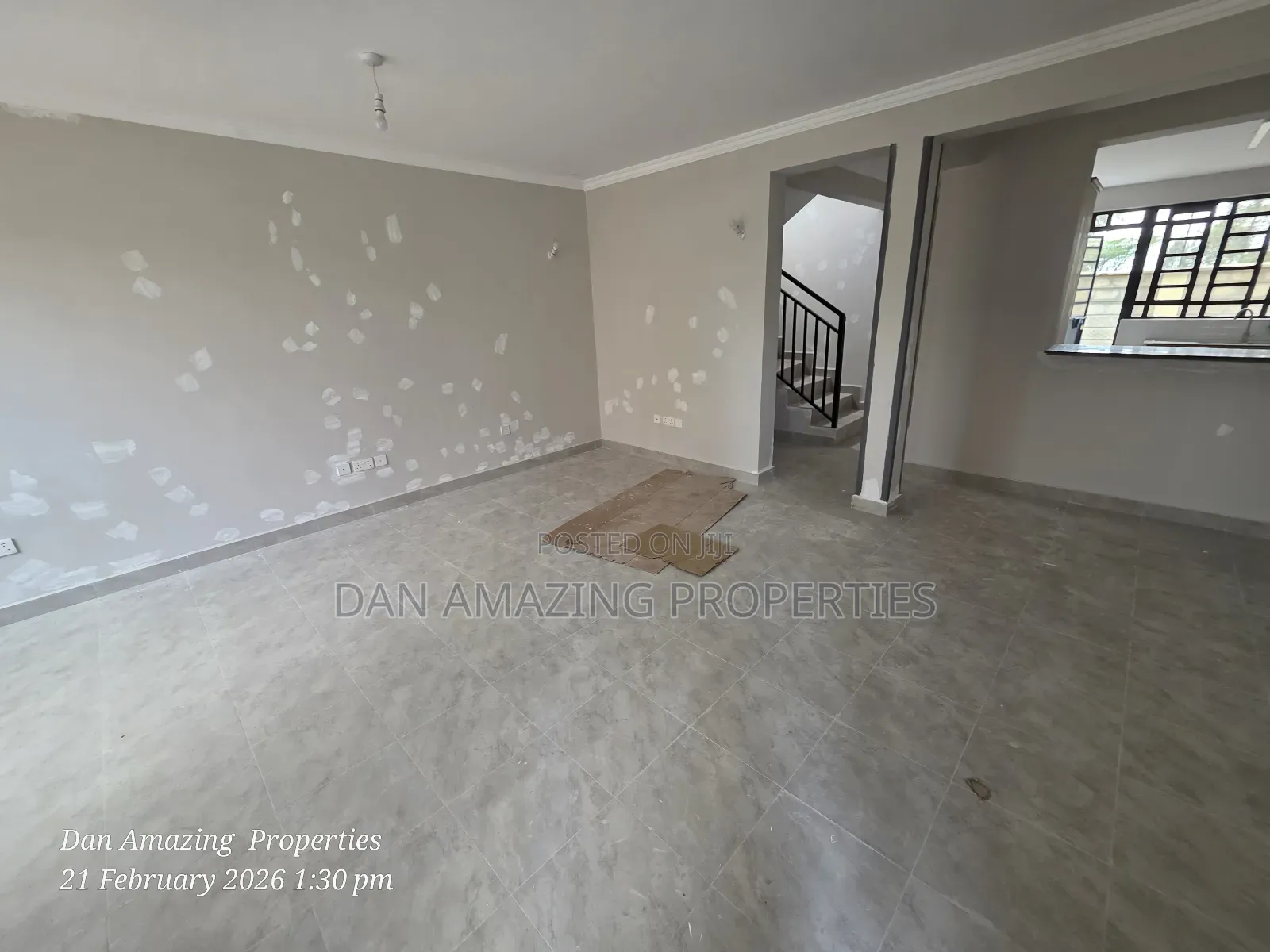 3bdrm Townhouse/Terrace in Roimen, Matasia for sale