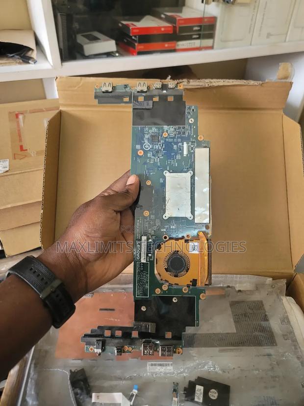 X1 Yoga 2nd Generation Motherboard - thumbnail 3