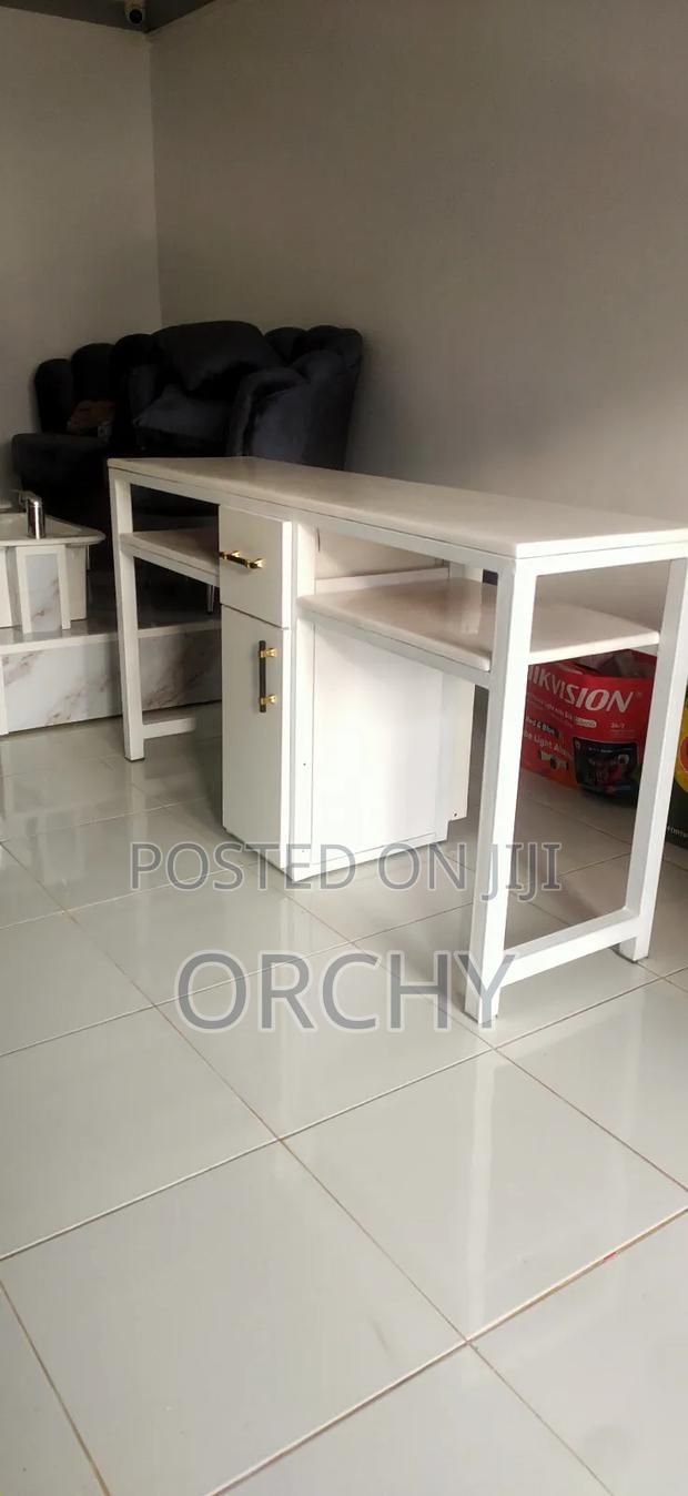 Manicure Table/ Nail Table - main view