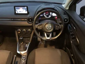 Mazda Demio 2018 Red