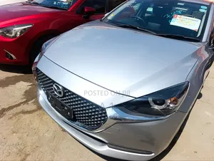 Mazda 2 2019 Silver