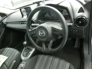 Mazda 2 2019 Silver