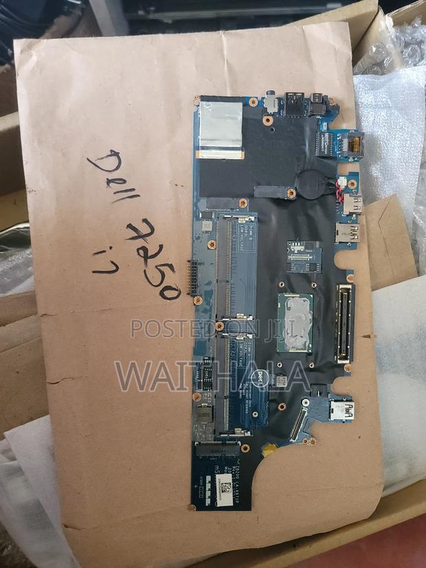 Dell 7250 Motherboard - main view