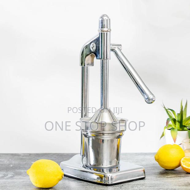 Heavy Duty Mini Cast Iron Hand Juicer - main view