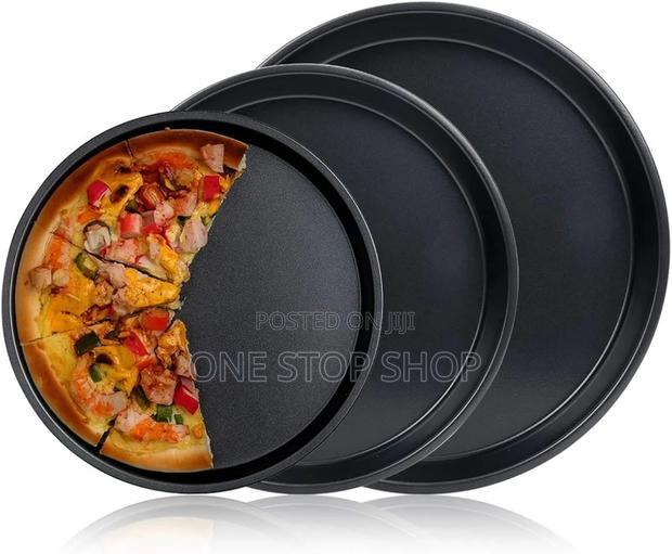 3pc Carbon Steel Non Stick Smooth Edges Pizza Pan - main view