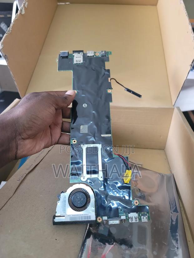 Lenovo Thinkpad X250 Motherboard - main view