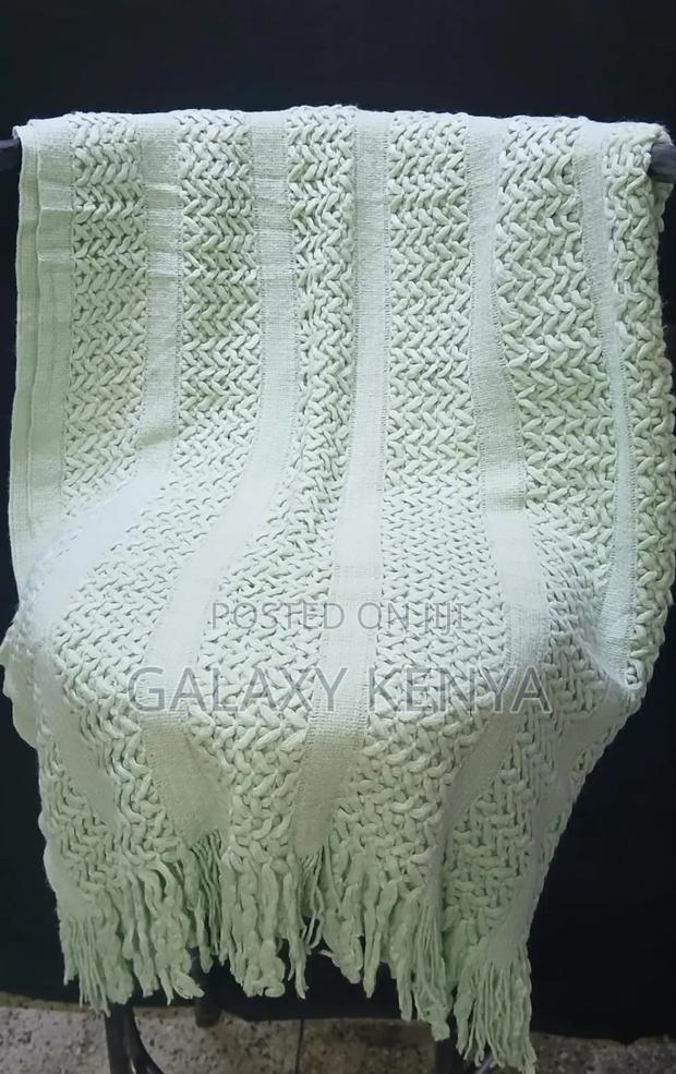 Throw Blankets - thumbnail 4