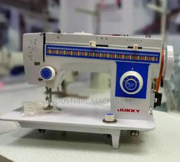 Jukky Embroidery Machine - main view