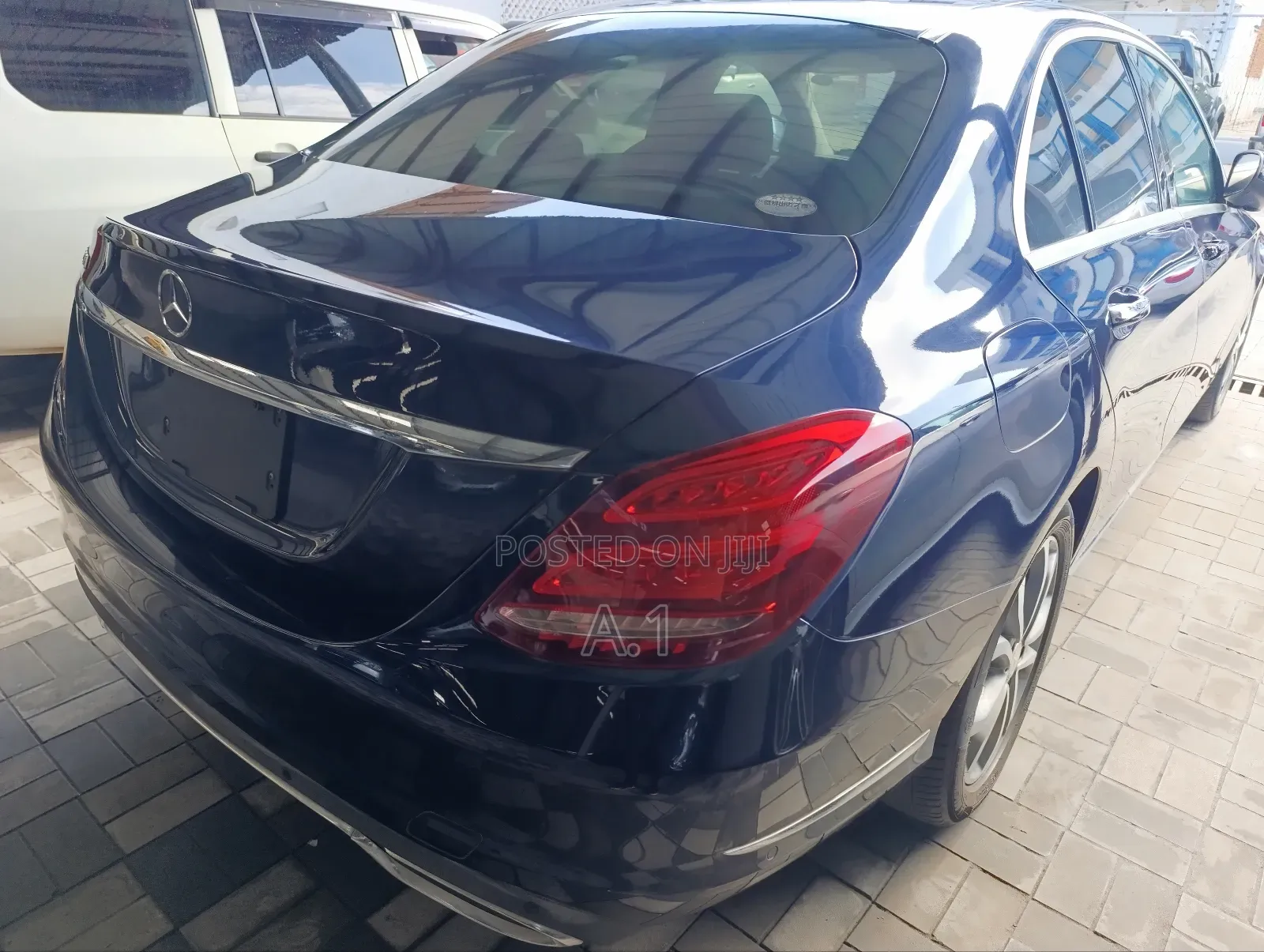 Mercedes-Benz C200 2018 Blue