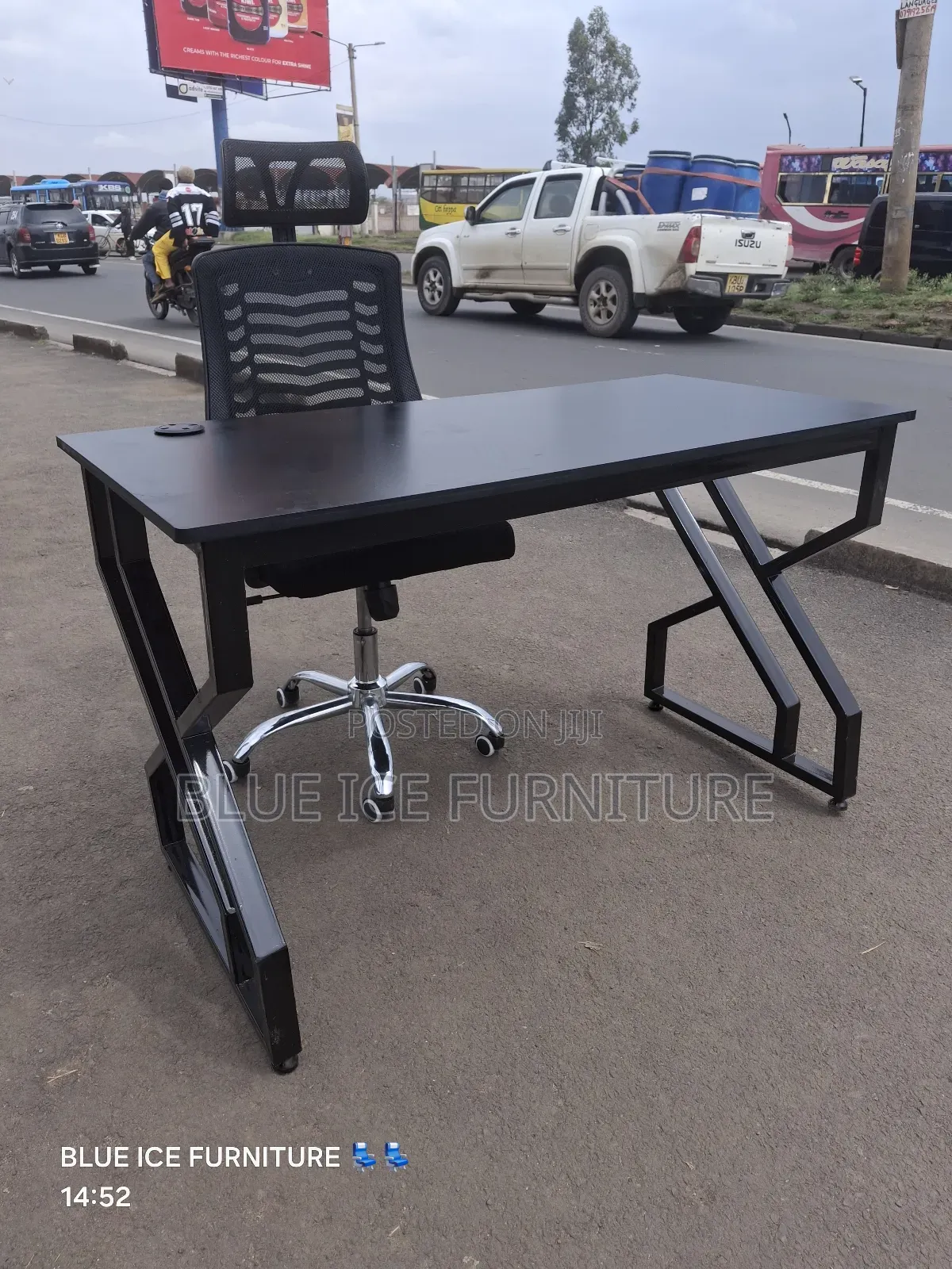 Metal Frame Office Working Table With Headrest Chair