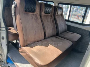 Toyota HiAce 2014 White