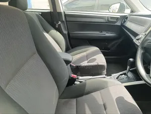 Toyota Corolla Fielder 1.5 Hybrid FWD 2018 Blue