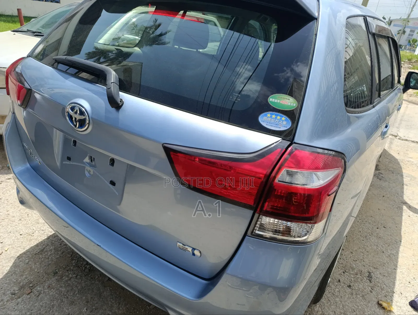 Toyota Corolla Fielder 1.5 Hybrid FWD 2018 Blue
