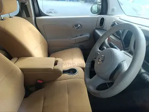 Nissan Cube 2018 Brown