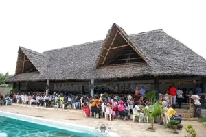 Leaking Makuti Roof Repairs Experts