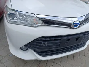 Toyota Corolla Fielder 1.5 Petrol FWD 2018 Off white