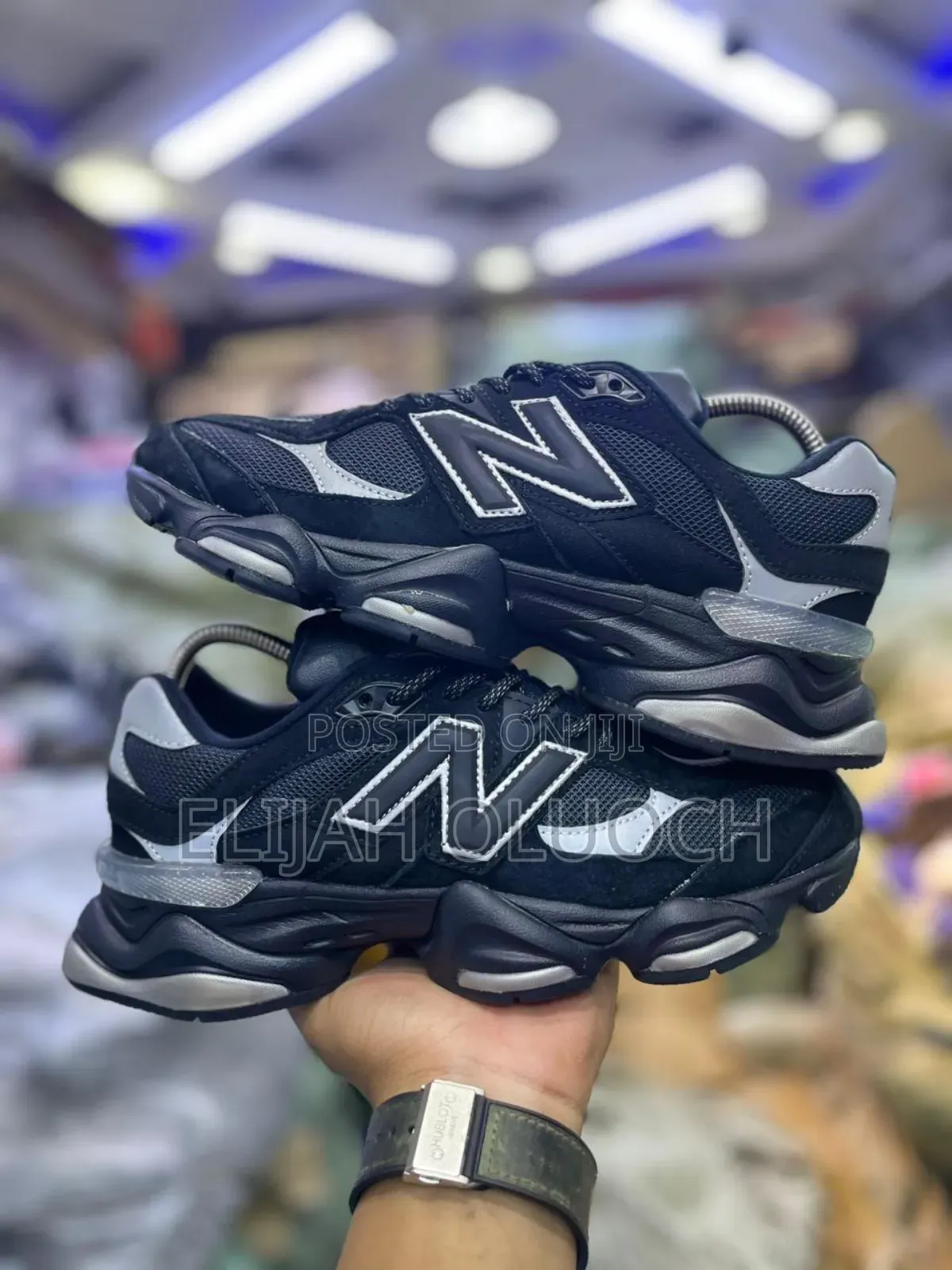 New Balance 9060 “ Ultra Black Silver “

Quality Leather