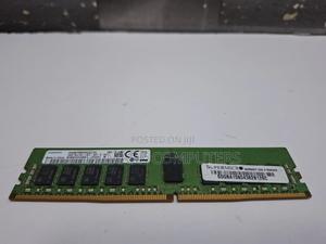 Samsung 16gb 1rx4 Pc4-2400t-rc1-11-dc0 Server Memory - thumbnail 2